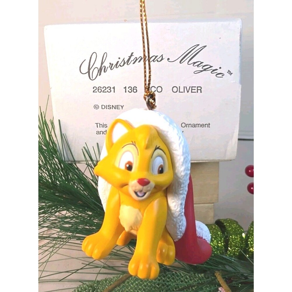 EUC Vintage Grolier Christmas Magic Disney Oliver Christmas Ornament